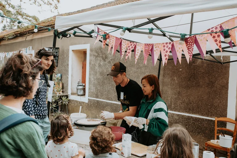 À Fabrègues, Sans chichi ouvre sa guinguette gratuite