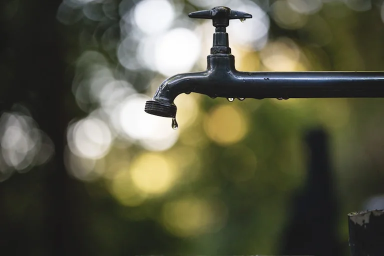 À Vaulx-en-Velin, l’eau sous de nouvelles limites cet été