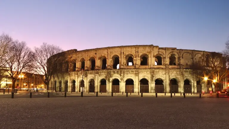 Courses camarguaises à Nîmes : le Trophée des As aux Arènes: les informations pratiques