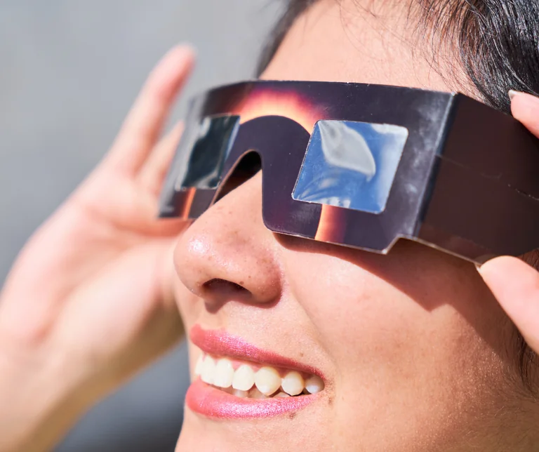 Éclipse à Épinay-sur-Seine : le geste qui protège vos yeux