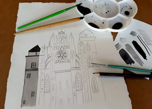 À Rodez, un atelier d'encre de Chine pour les 4-6 ans à la cathédrale